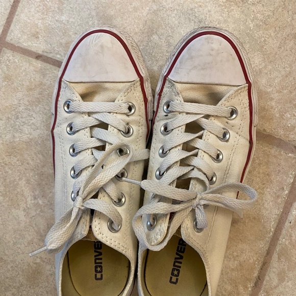 Converse Running Shoe - Picture 1 of 4